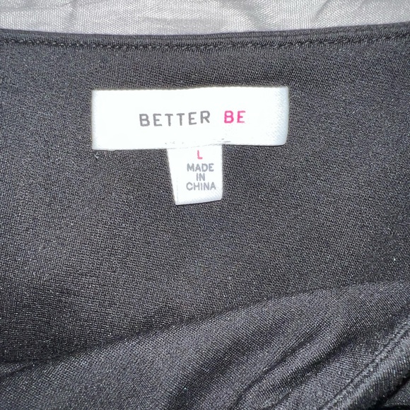 ‘Better Be’ Black floral set large honestly fits like medium/almost small. - Picture 9 of 15